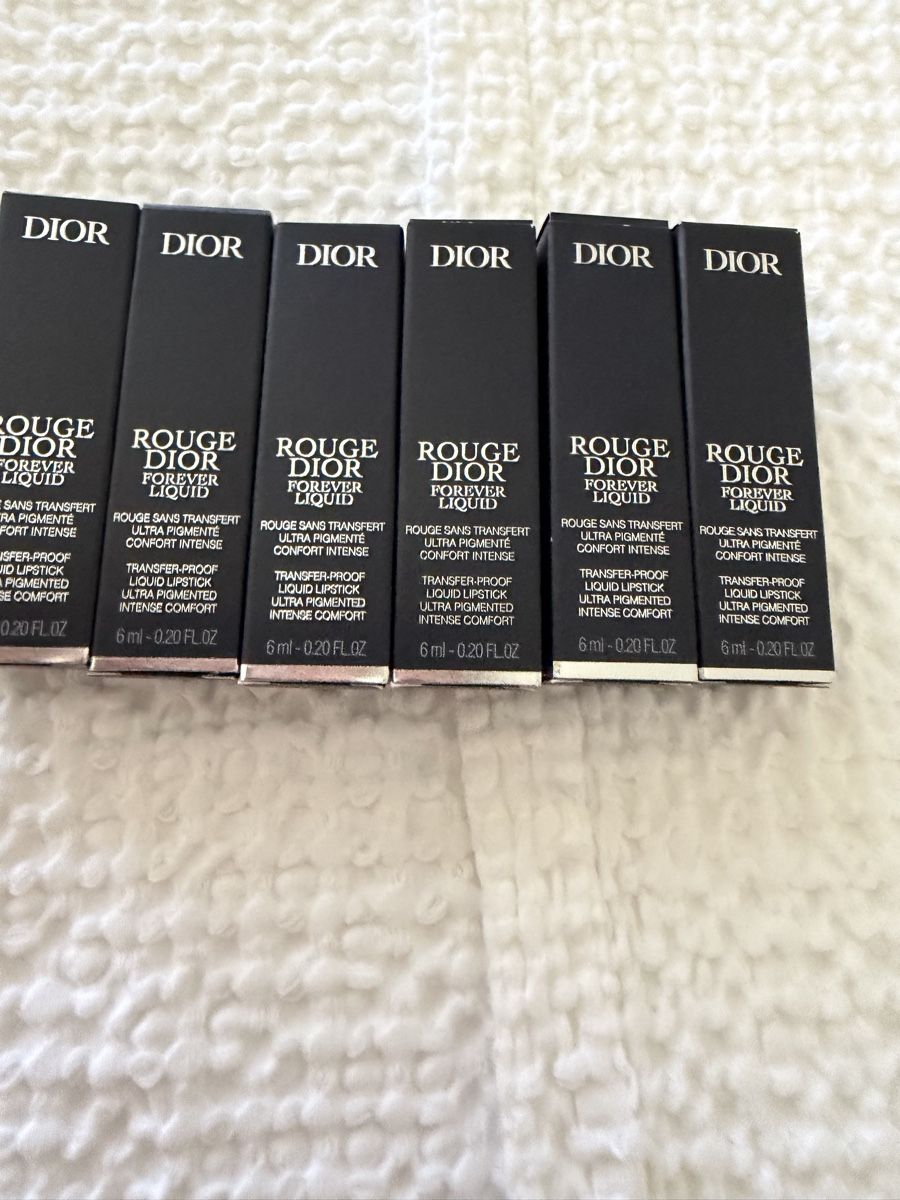 Dior Make-up: Dior Rouge Liquid forever  – Nuovo e nell'imballaggio originale da Allschwil venduto da Figidindia