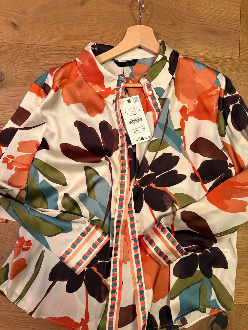 Zara Camicette: Bluse Damen Langarm mit Blumenmuster Grösse L neu – Nuovo (secondo la descrizione) da Gutenswil venduto da mse_hbj5 3