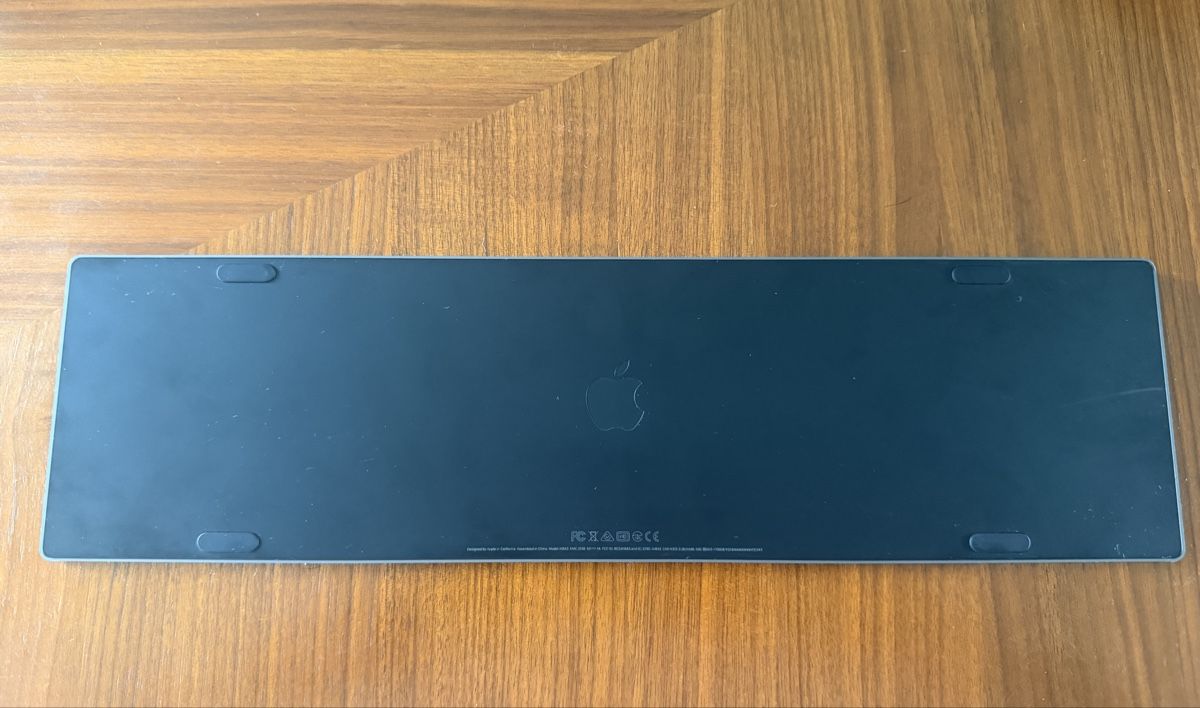 Apple Tastaturen: Apple Magic Keyboard with Numeric Keypad lightning port  – Gebraucht aus Wetzikon ZH von Vatani 1