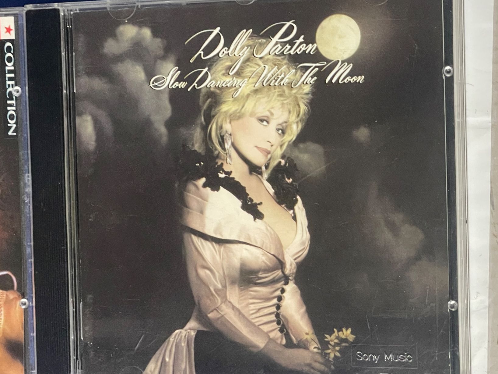 CD: Dolly Parton 2x – Usato da Muri b. Bern venduto da AdidasCollector 1