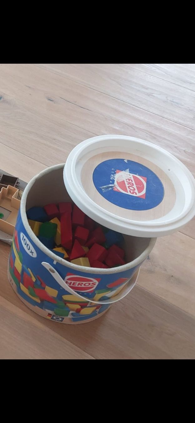 Spielzeuge: Hero Baukloetze, Holzbausteine – Gebraucht aus Gelterkinden von Cel07