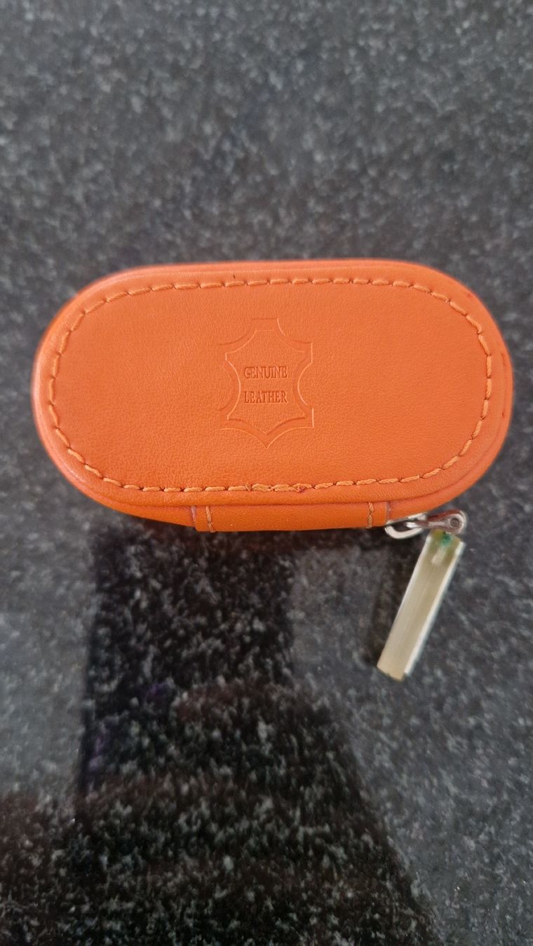 Altro in  Abbigliamento & Accessori: Linsenetui Orange - Aus echtes Leder – Usato da Watt venduto da aLaMerr 1