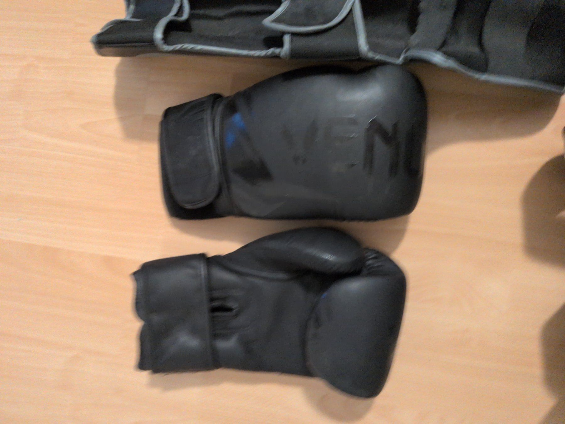 Venum Altri accessori da uomo: Kickbox Handschuhe/Beinschoner/Bratzen – Nuovo (secondo la descrizione) da Therwil venduto da Iceact 2