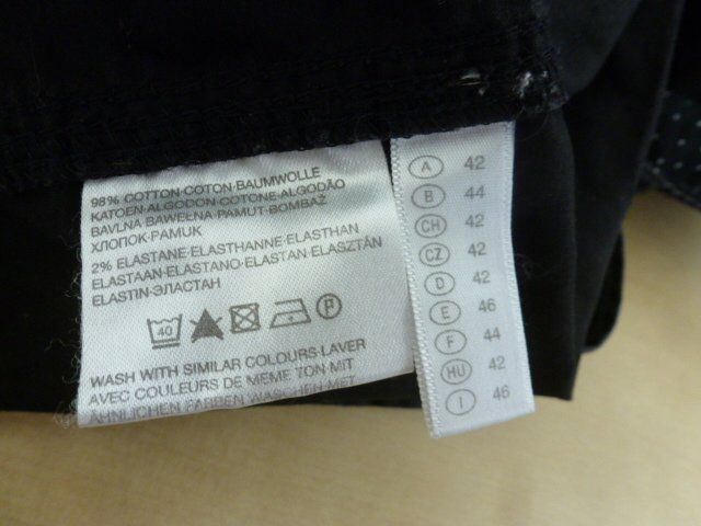Pantaloni: Shorts – Usato da Luzern venduto da Ankerli 3