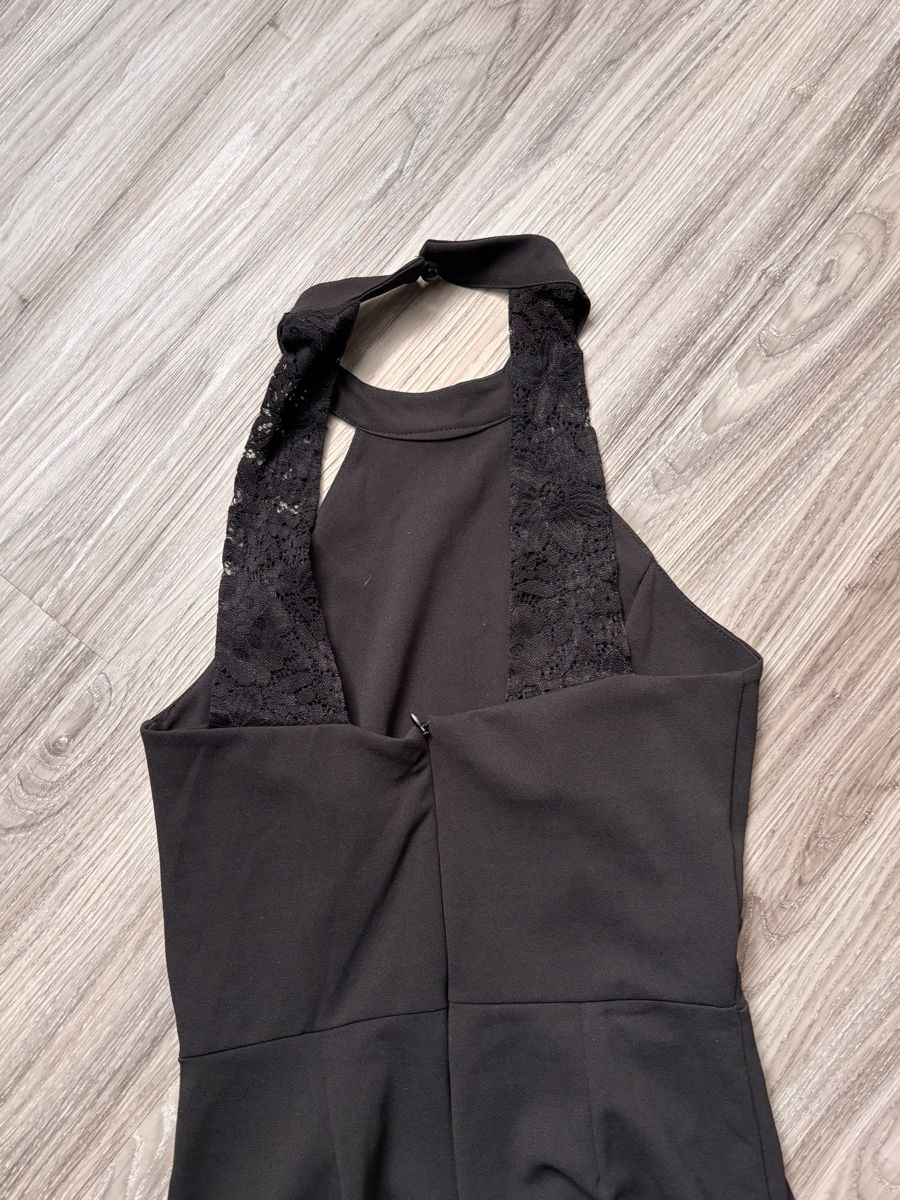 Wal G. Tute: Schwarzer Jumpsuit Marke Wal-G Gr M – Usato da Gossau SG venduto da Swisslady25 1