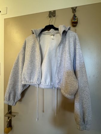 Crop Hoodiejacke grau, Grösse XS, Top Zustand