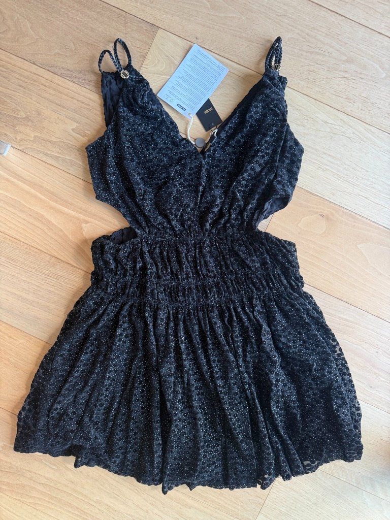 Maje Vestiti: New Maje glittered dress - FR 40 – Nuovo e nell'imballaggio originale da St-Sulpice VD venduto da juhdu 1
