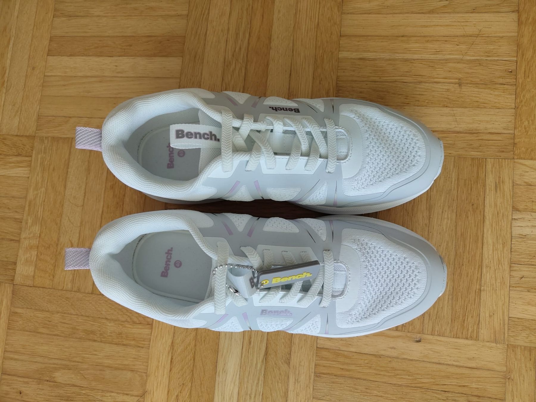 Bench Damenschuhe: Bench Damen Sneakers – Neu und originalverpackt aus Spiez von Tommy29