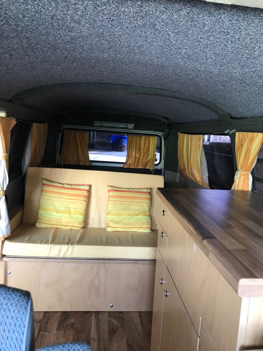 VW Automobili: VW Bus T2b – Usato da Aathal-Seegräben venduto da Kirli-Trax 5