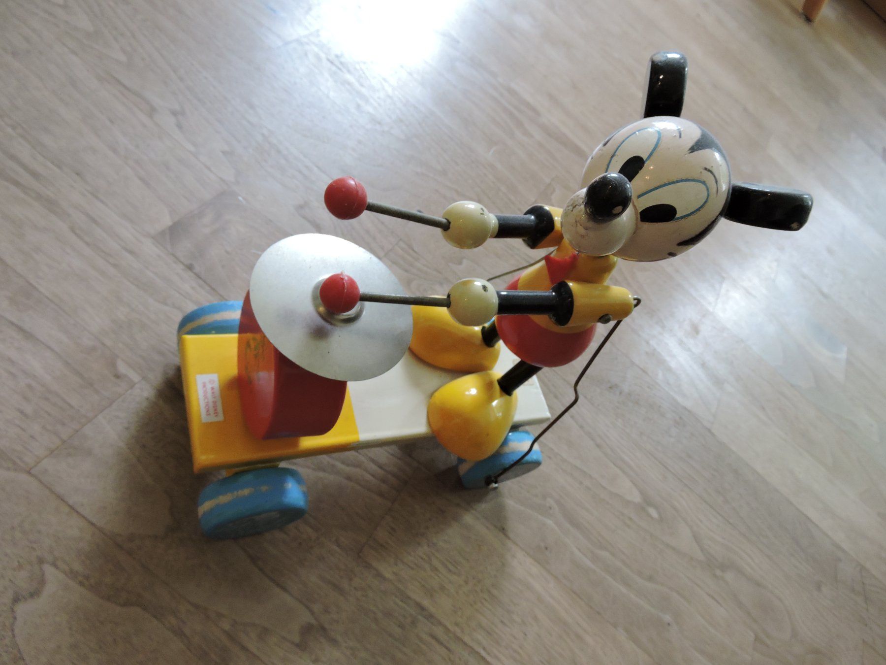 Disney Giocattoli: Micky Maus antikes Holzspielzeug – Usato da Neuenkirch venduto da tomtom72111