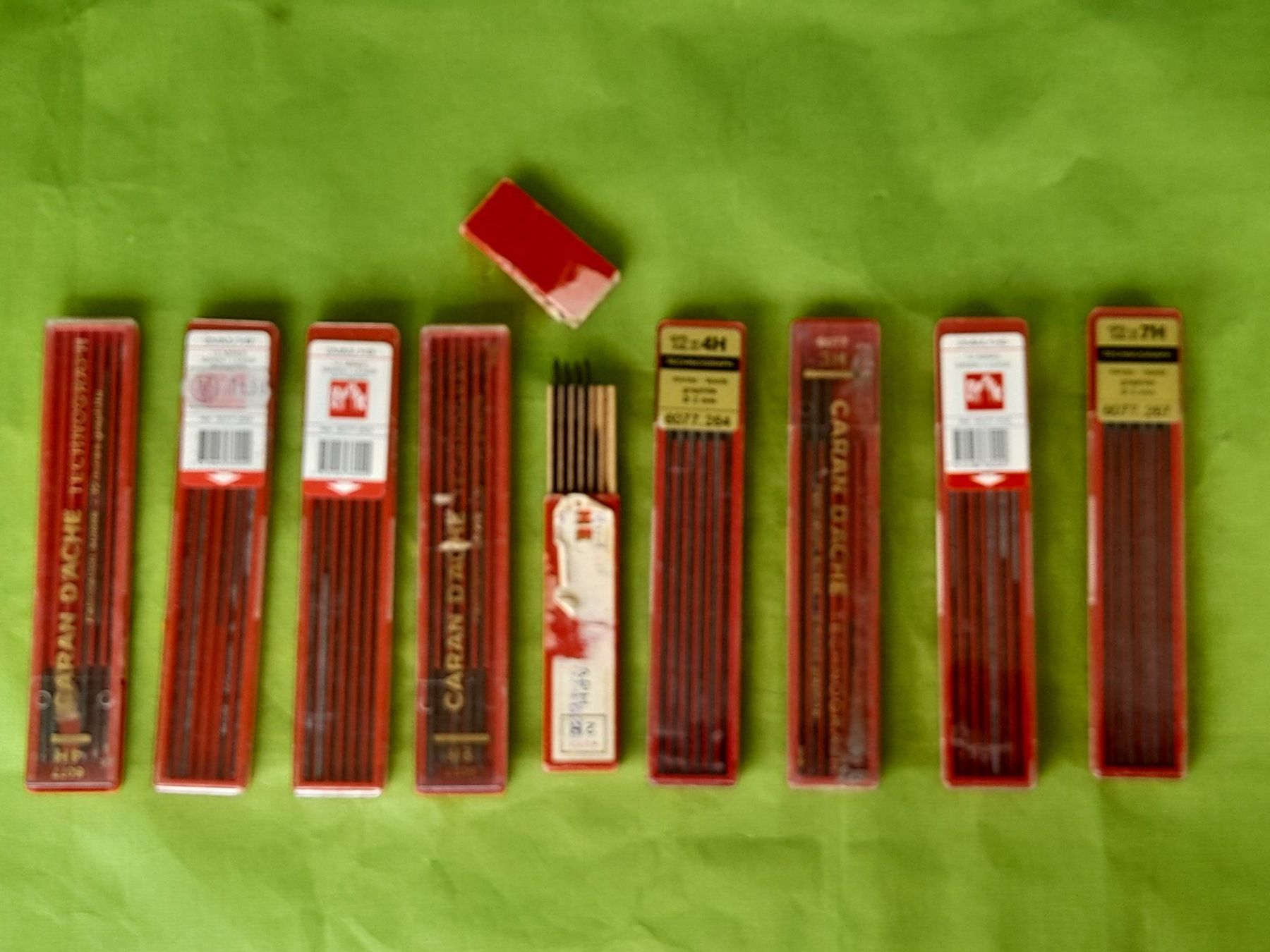 Caran D'Ache Matite, matite colorate & gessi: Lot Caran D`Ache Minen – Usato da Aeschi b.Spiez venduto da 52_wochen