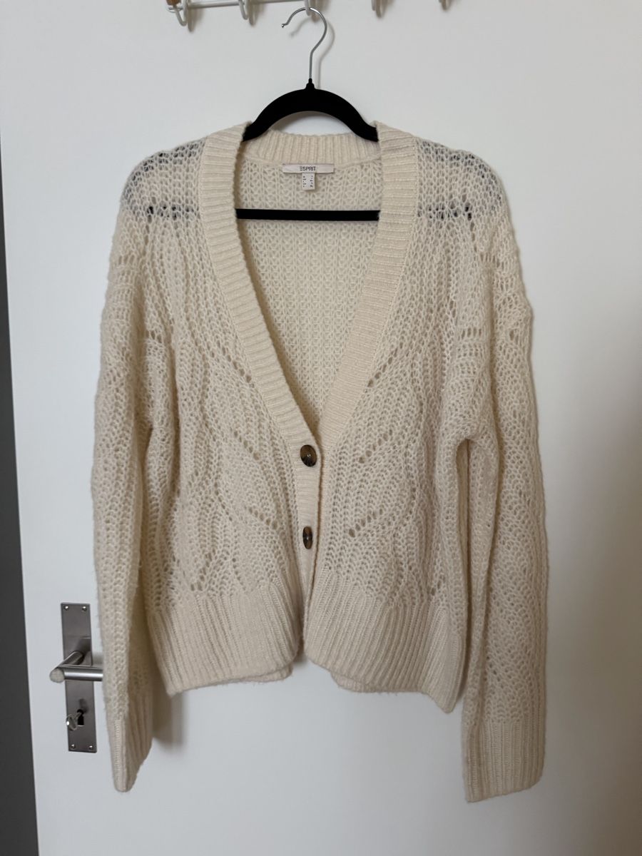 Esprit Giacche: Strickjacke Esprit cremeweiss Grobstrick Grösse L – Usato da Langnau am Albis venduto da Schneeflocke92