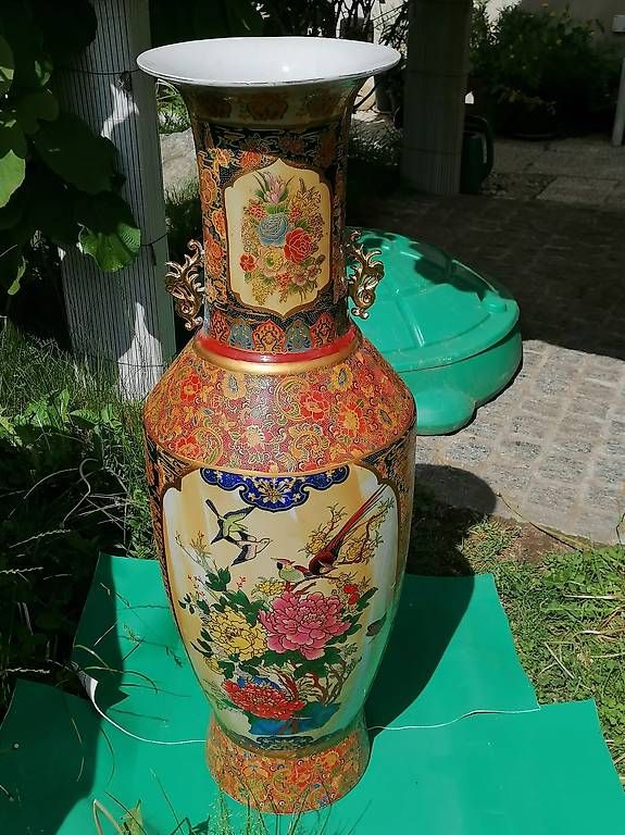 Vasi & Recipienti: Vaso cinese in porcellana  – Usato da Schüpfen venduto da cha_6xq2 3