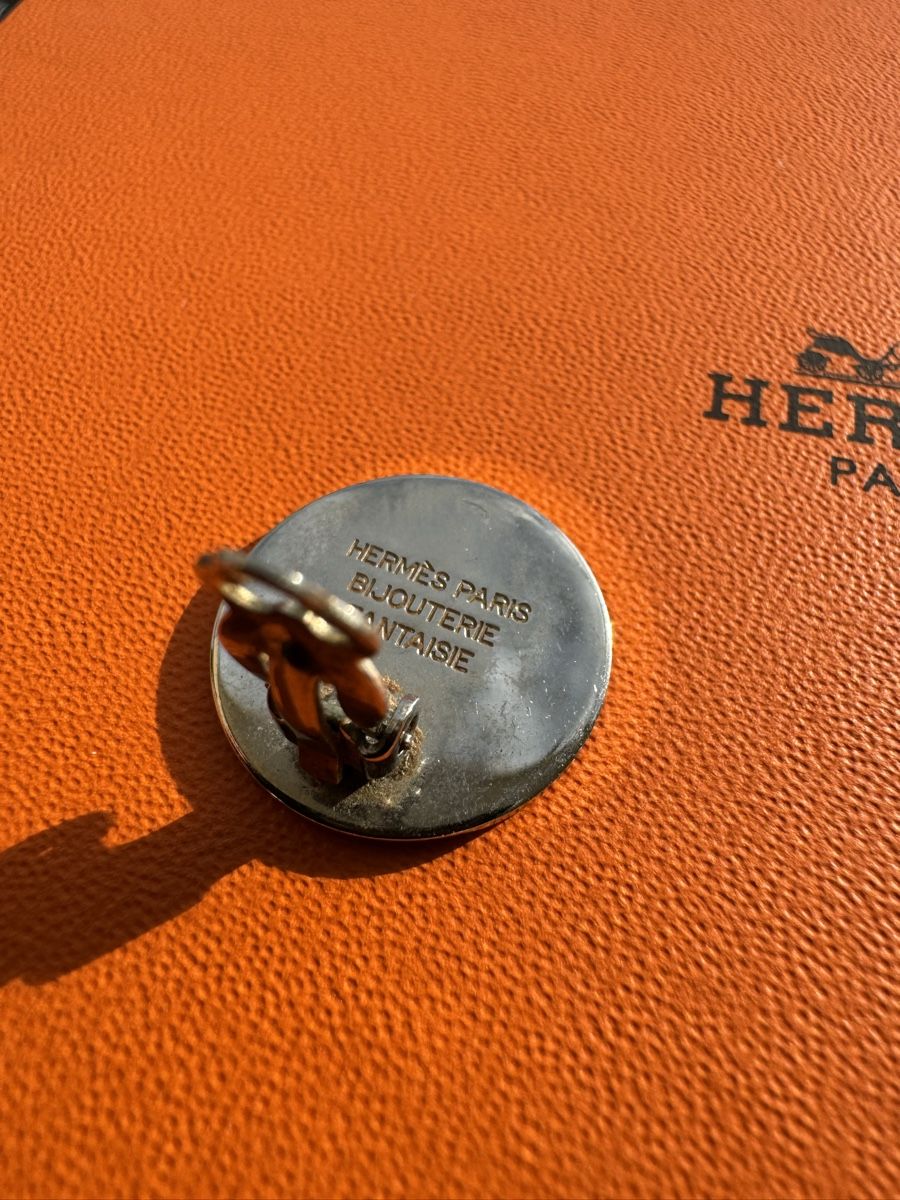 Hermès Boucles d'oreille: Boucles d’oreilles Hermes clou de selle – D'occasion à Neuchatel par mar_9blm 1