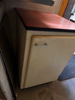 Meuble de cuisine vintage 1940 ou 50’s?