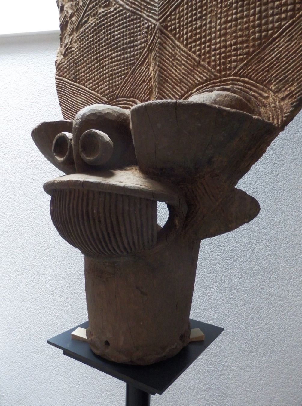 Internationale Kunst: Afrikanische Batcham – Gebraucht aus Vuiteboeuf von deux-matous 3