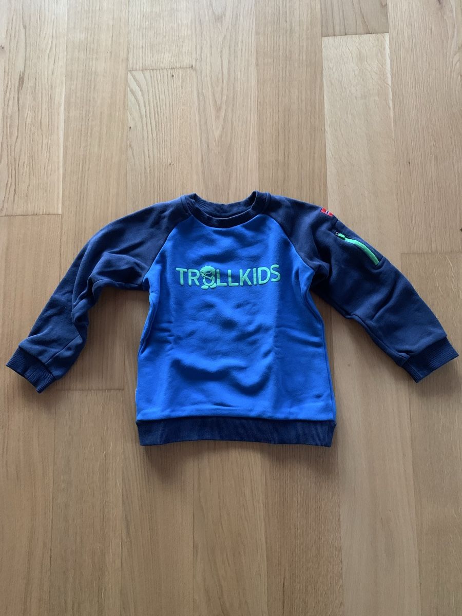 Maglioni & Felpe: Trollkids Pullover Grösse 128 – Usato da Niederneunforn venduto da sonne6666