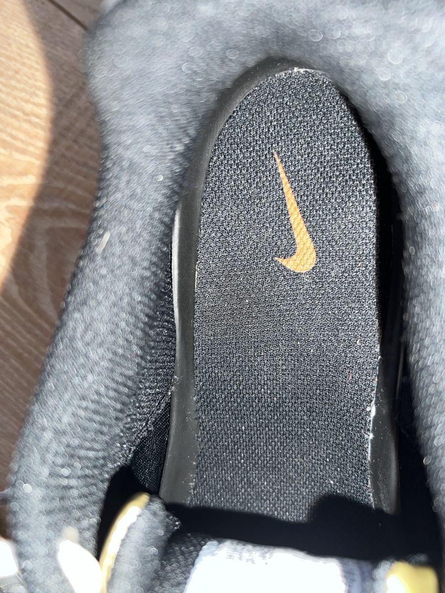 Nike Chaussures hommes: Baskets Nike  SHOCKS 40,5 – D'occasion à Nyon par ikel78 6