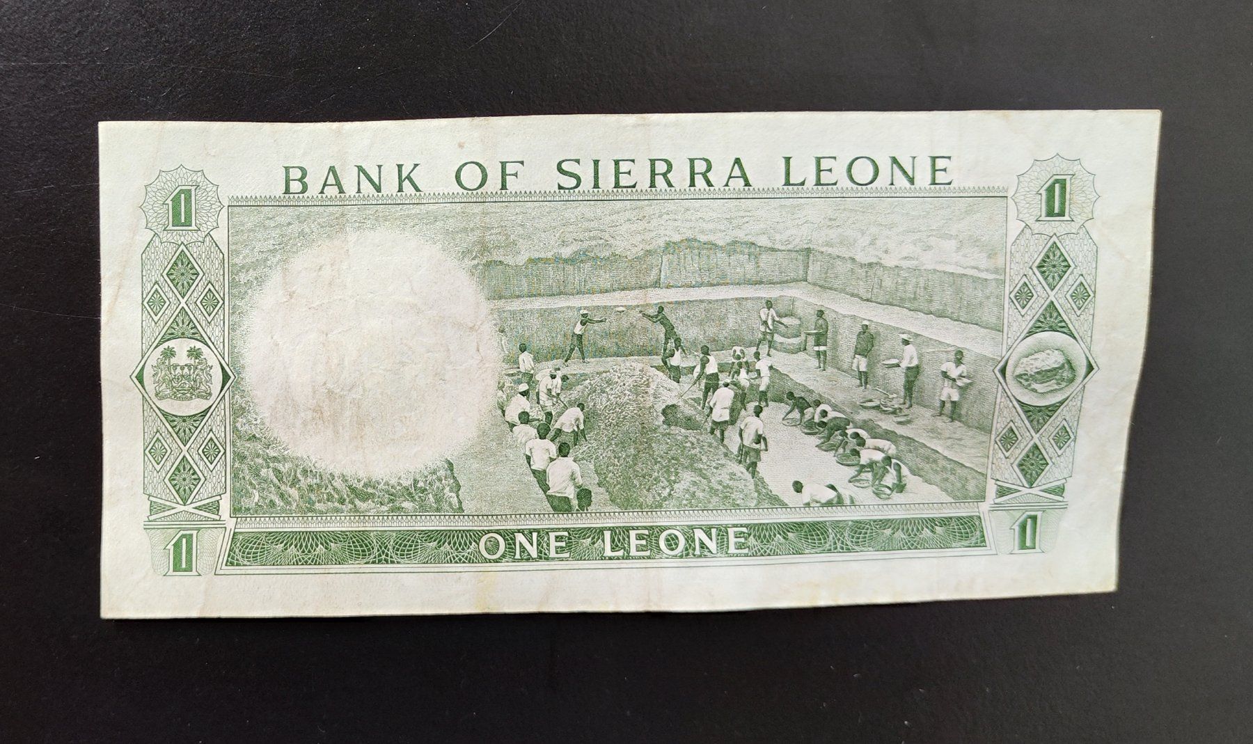 Banconote: One Leone, Sierra Leone Banknote *rar – Usato da Lenzburg venduto da Dani_Lenzburg 1