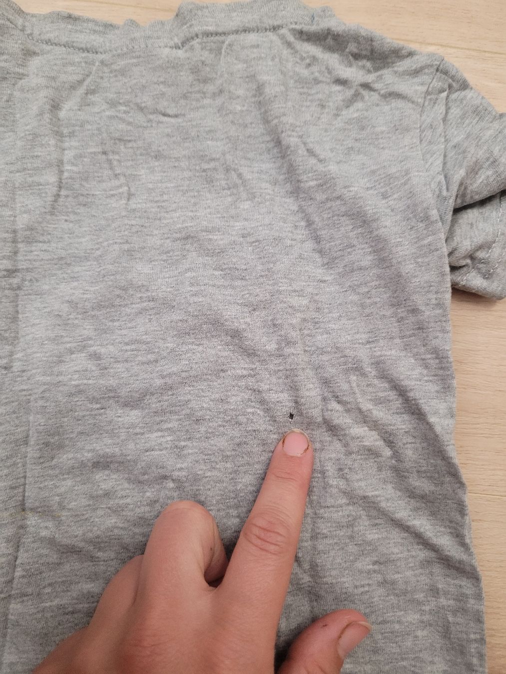 Chemises, T-shirts & Polos: t-shirt Gr. 92/98 – D'occasion à Lupsingen par sta_wgg5 6