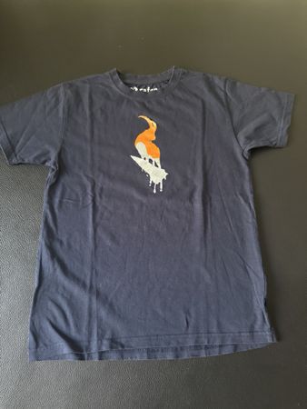 T-Shirt mit Steibbock dunkelblau Gr. 152