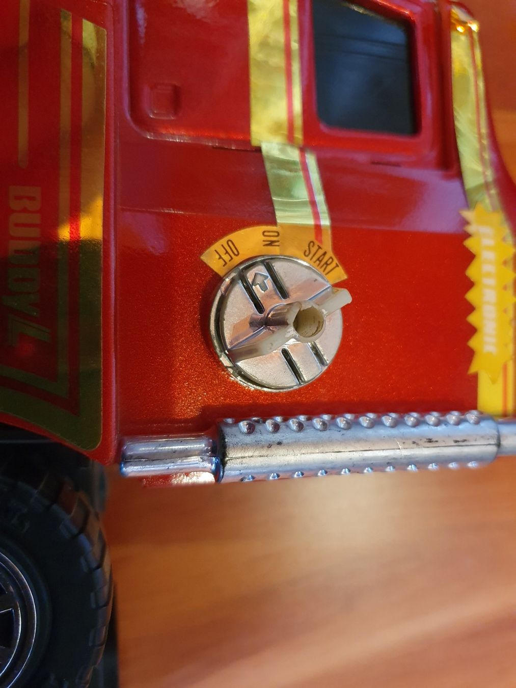 Giocattoli: Kenworth Truck mit Sound – Usato da Triesen venduto da platzproblem1 8