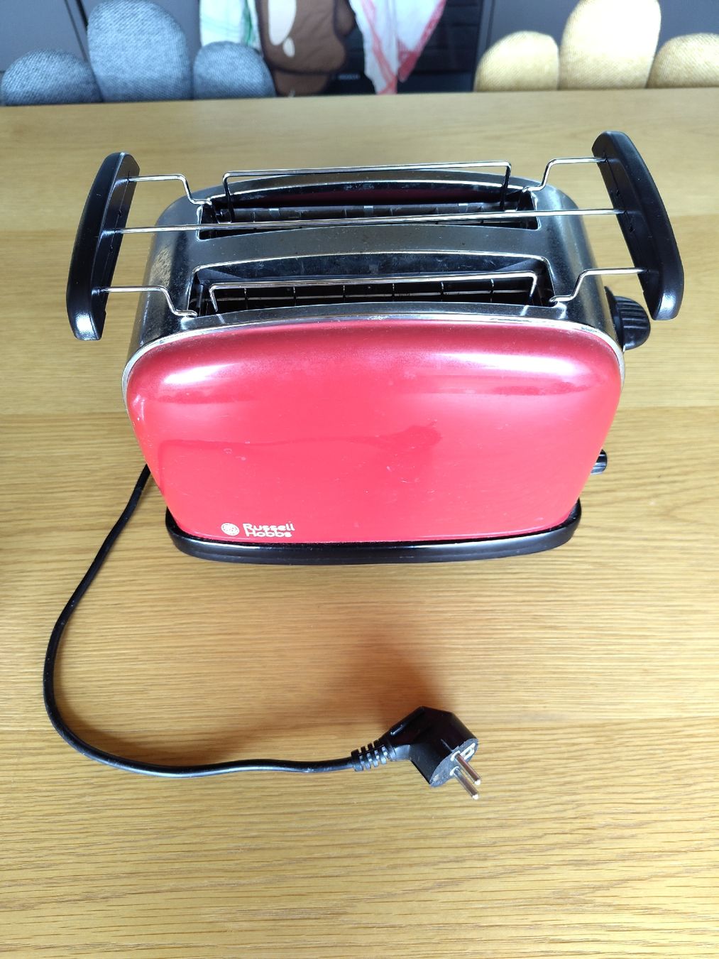 Russell Hobbs Elettrodomestici da cucina: Toaster Russell Hobbs – Usato da Zürich venduto da aurelie.99 1
