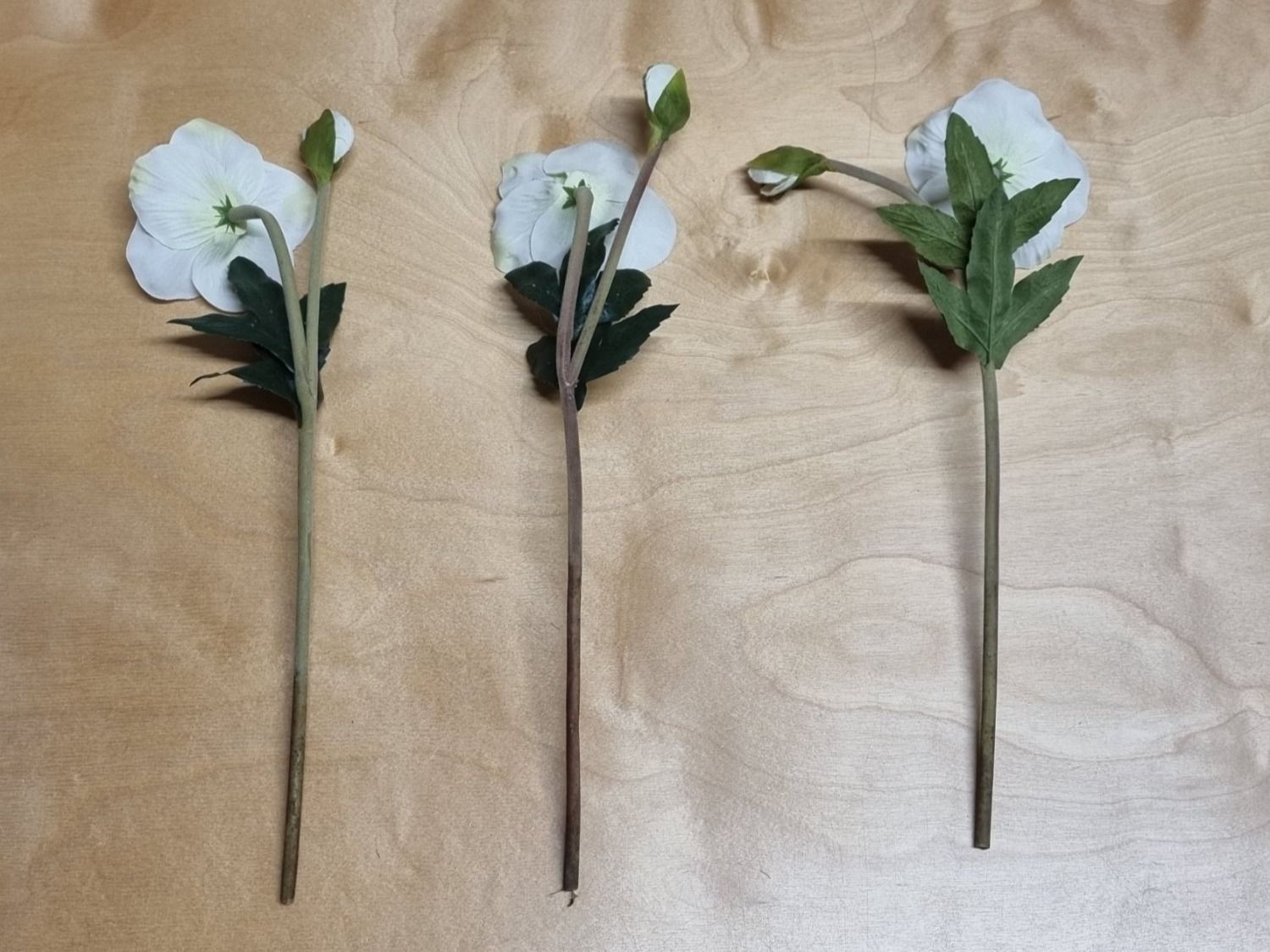Tutte le decorazioni: Deko-Blumen weiss 3x – Usato da Basadingen venduto da tot_59zf 1