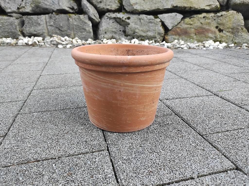 Vasi per fiori: Blumentopf – Usato da Emmetten venduto da murerta