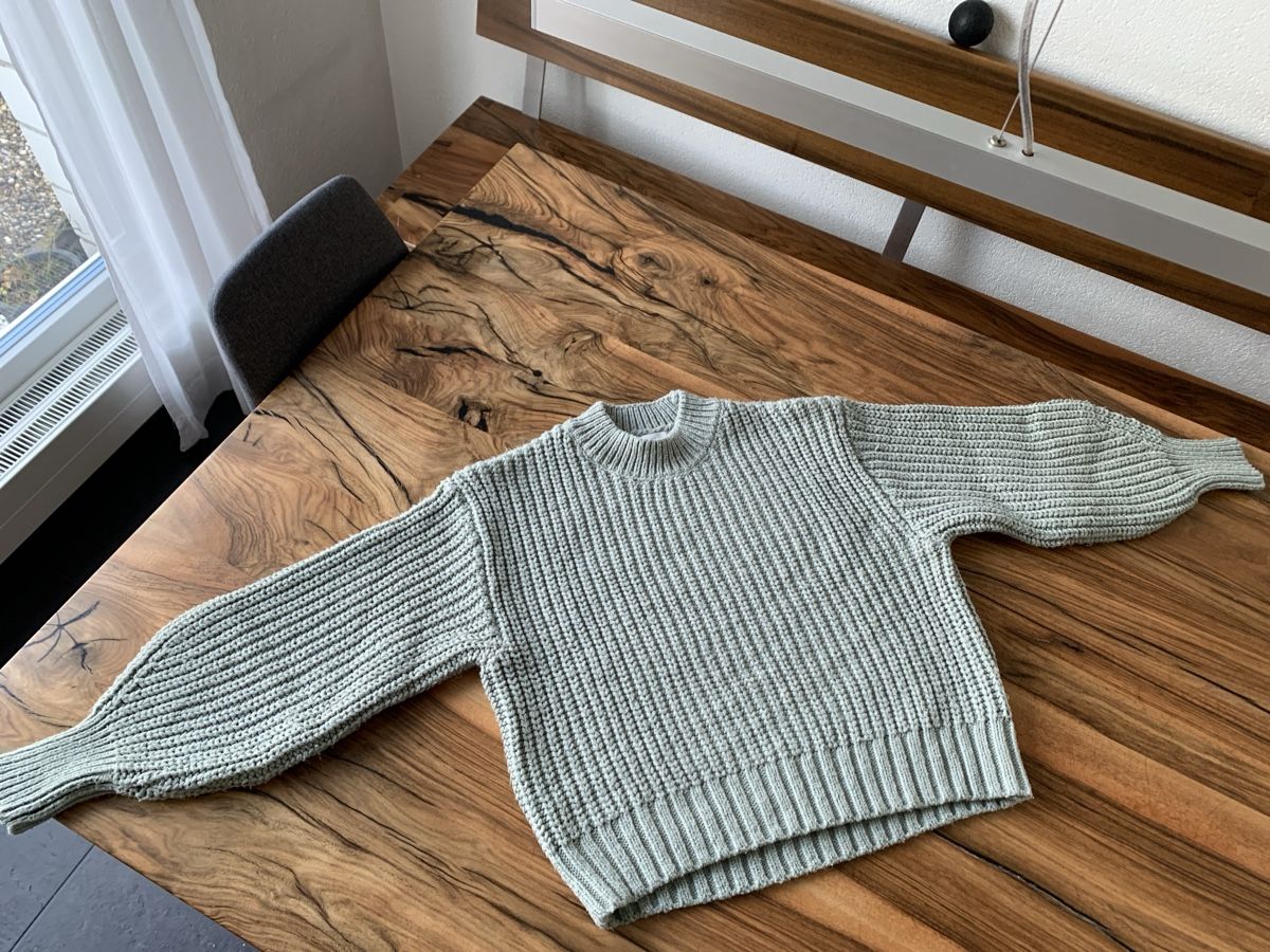 H&M Maglioni & Felpe: H&M Strickpullover, hellgrün, Grösse XS – Usato da St.Gallen venduto da Ha-Ha 2