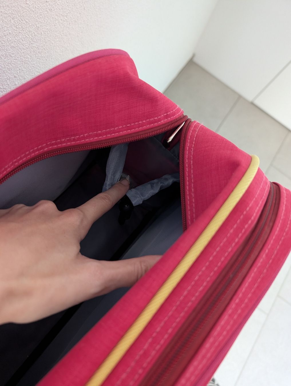 Borse: Schnäppchen - Badmintontasche wie neu! – Nuovo (secondo la descrizione) da Fischbach-Göslikon venduto da NiDaKaEg 4
