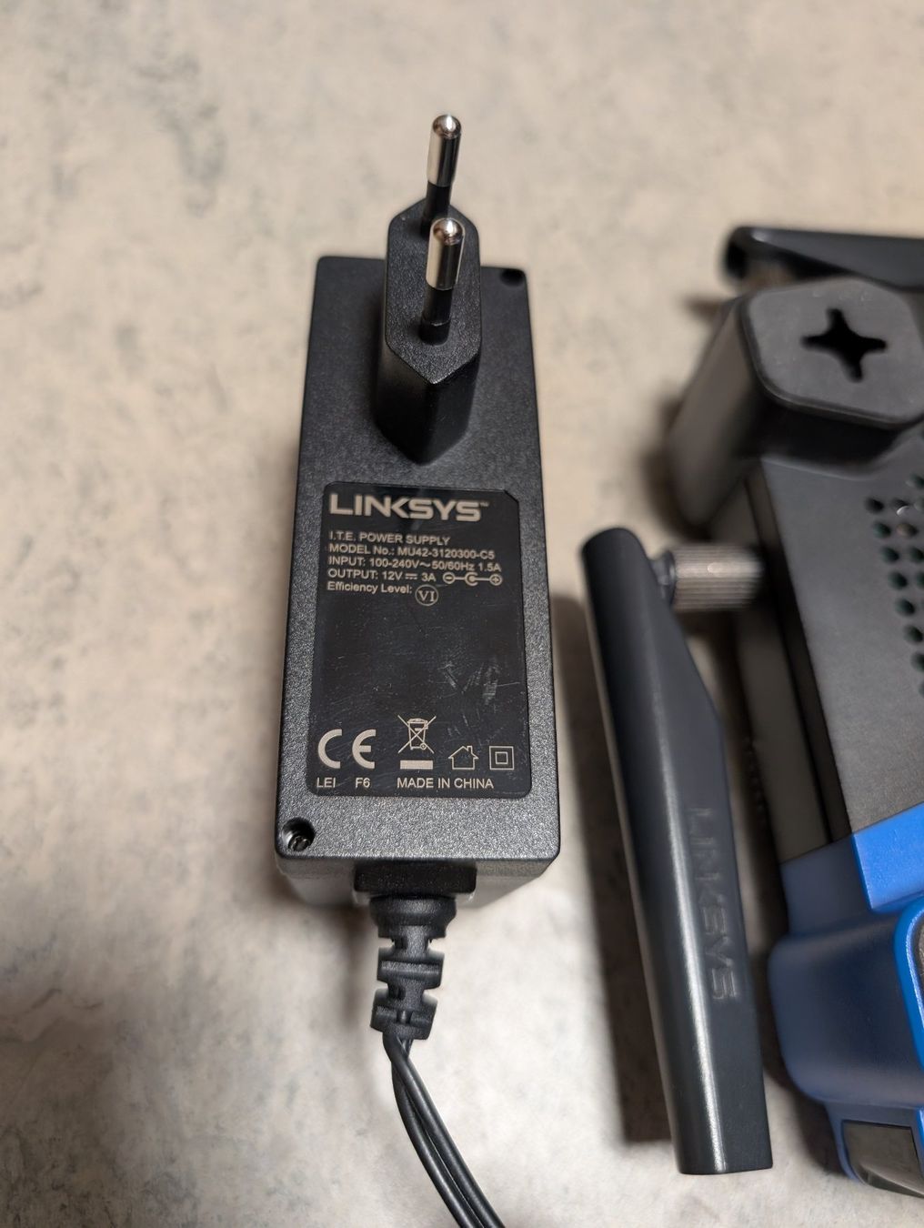 Linksys Modem & Router: Linksys WRT3200ACM – mit OpenWRT 19.07.5 – Usato da Worben venduto da sternli27 5