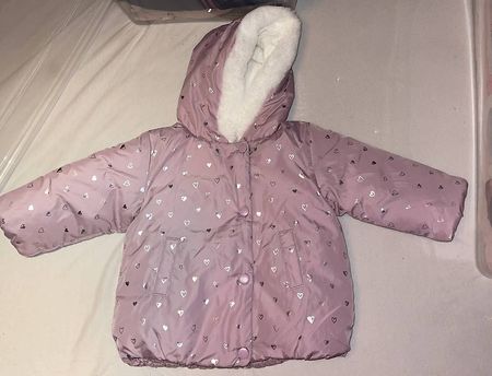 Winterjacke 12 Monate ungetragen