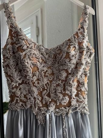 Kleid wie neu
