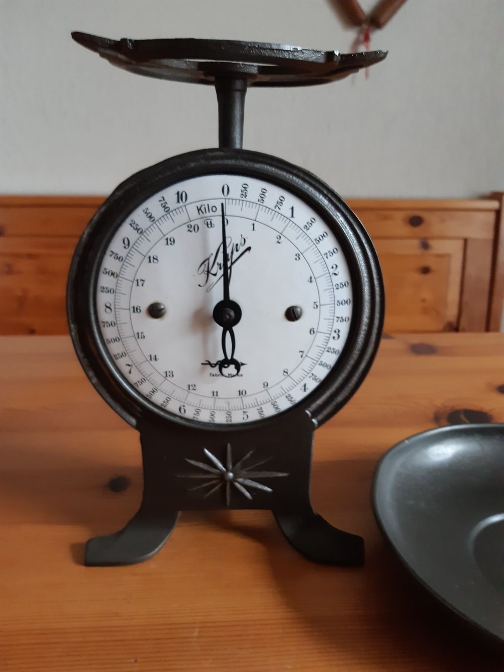 Krups Bilance e pesi: Vintage Küchenwaage – Usato da Oberentfelden venduto da Trinity1945 3