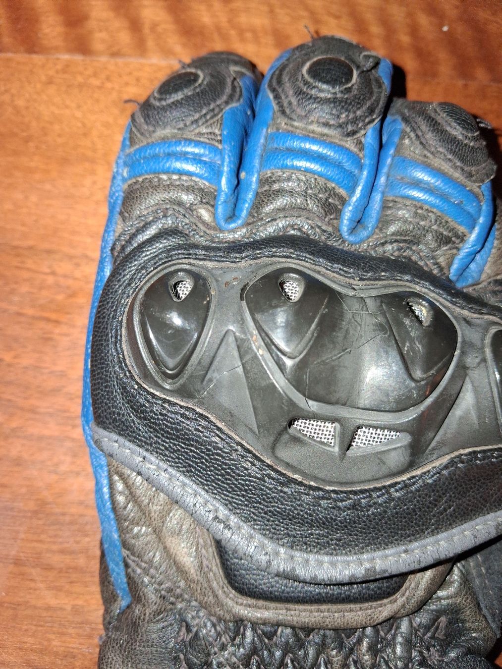 IXS Completi: Lederkombi IXS Gr.48 – Usato da Dietschwil venduto da yama125er 4