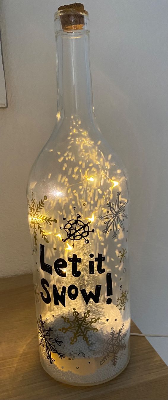 Tutte le decorazioni: Winter Deko Flasche mit Lichterkette "Let it snow!" – Usato da Wiedlisbach venduto da sausi1963