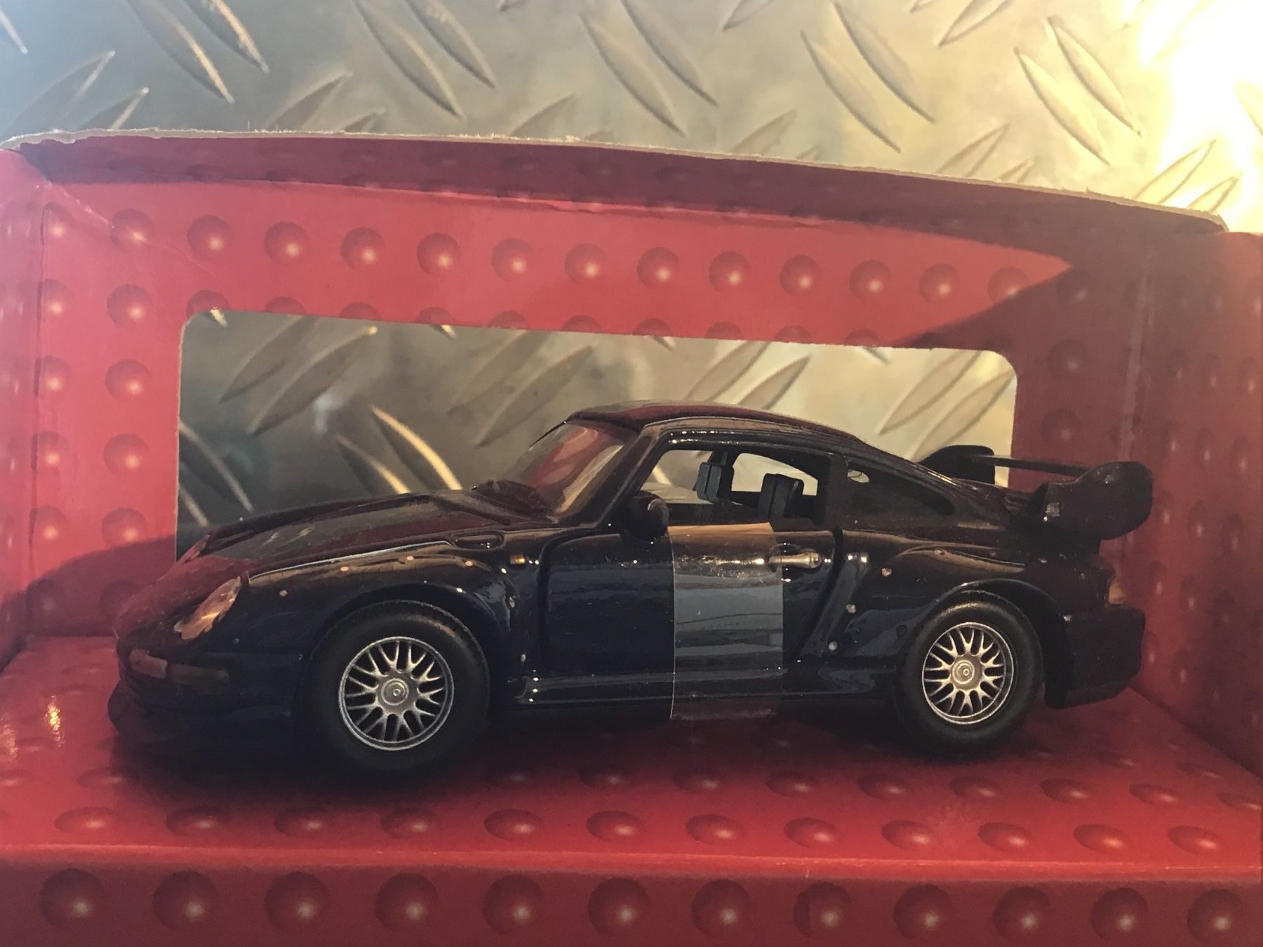 Modellini d'auto: MODEL CARARAMA GT2 – Usato da Männedorf venduto da Spezial-Modelle