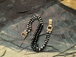 Perlenarmband schwarz weiss zweireihig mit Goldverschluss 