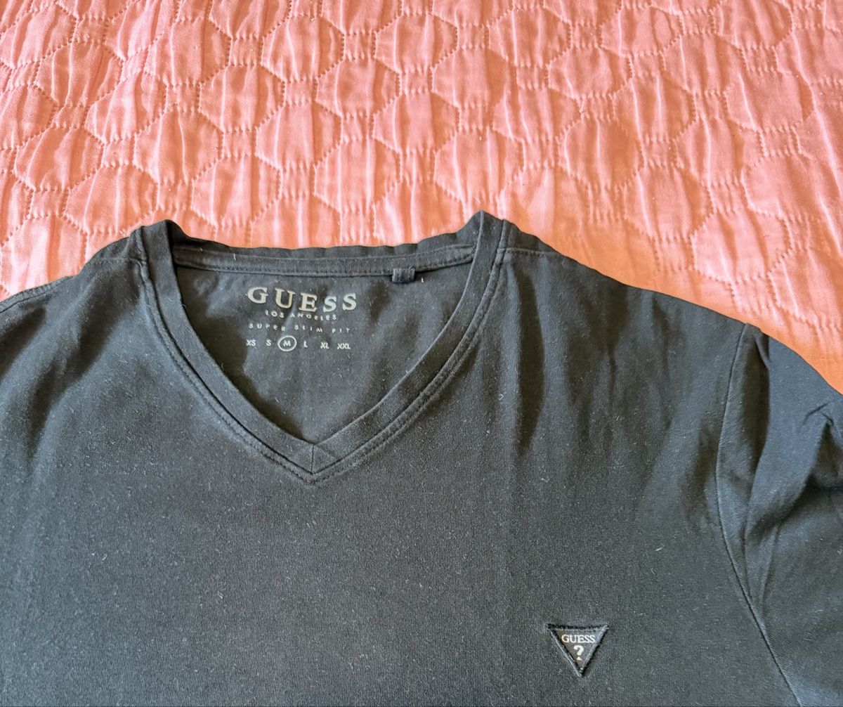 Guess Pullover & Sweatshirts: Pull noir Guess taille M – Neu (gemäss Beschreibung) aus Le Lignon von Ana2831 1