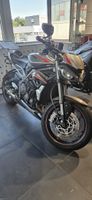 Triumph Street Trible  RS