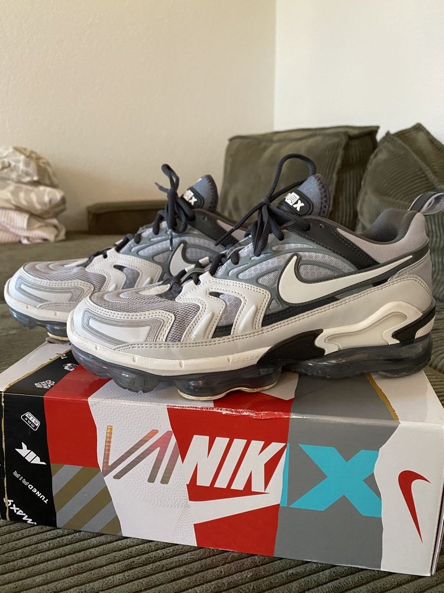 Nike Scarpe da uomo: Nike Vapor Max Grösse 45.5 – Nuovo (secondo la descrizione) da Zürich venduto da Simon_Sez