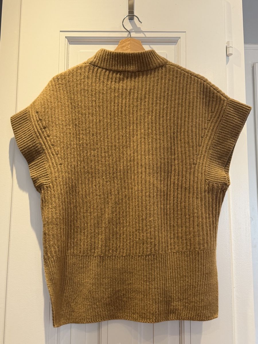 Esprit Gilets & Westen: Esprit 100% Wool Sweater Vest - Size M oversize – Neu (gemäss Beschreibung) aus Genève von jud_xrl8 2