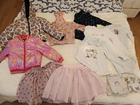 Lotto abbigliamento bambina varie marche 122-128
