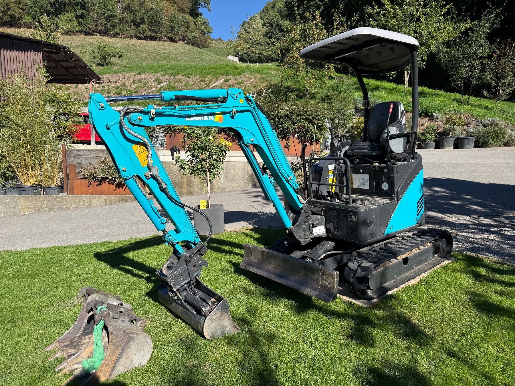 Escavatori: AIRMAN AX 17U-4 Minibagger – Usato da Boll venduto da molltherri 1