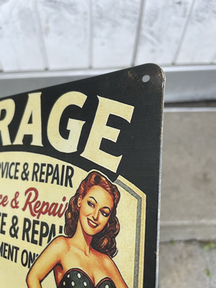 Schilder: Blechschild Garage Retro Pinup – Gebraucht aus Niederbüren von poschti 2