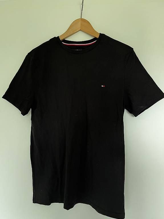 T-Shirts: Tommy Hilfiger Tshirt, neuwertig, Gr. S – Gebraucht aus Beinwil am See von iva_79lr