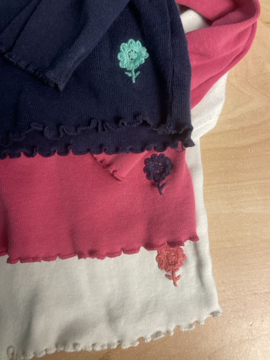 Maglioni & Felpe: 3 George Langarmshirts Gr. 80/86 Mädchen – Usato da Obergerlafingen venduto da cabo4 1