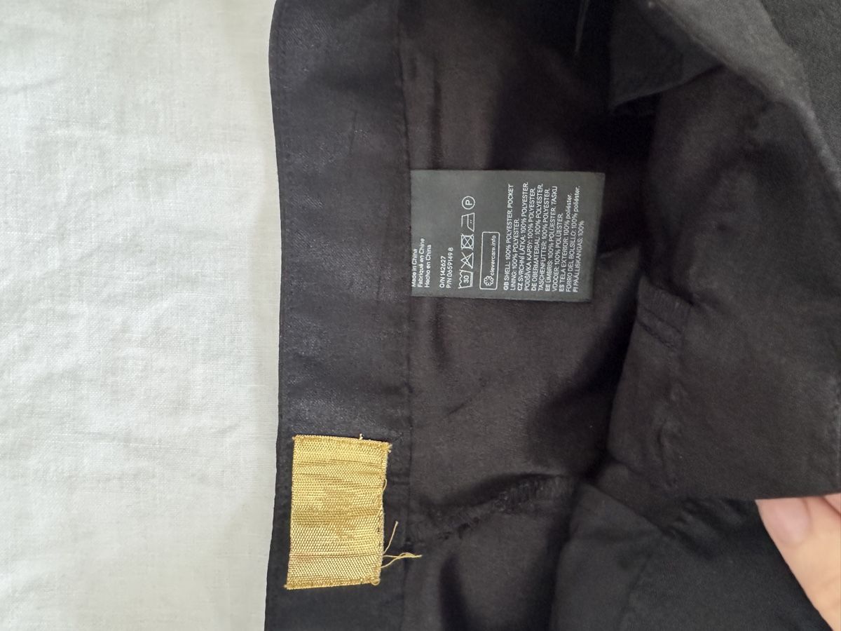 H&M Pantaloni: Hm black pants XS – Usato da Zürich venduto da Lovelyperfumes 1