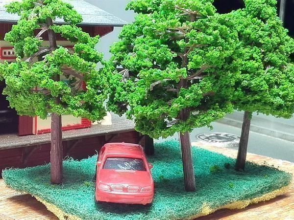 Modellini di ferrovie: Laubbäume H0, 10 Stück – Nuovo e nell'imballaggio originale da Luzern venduto da Salefactory 2
